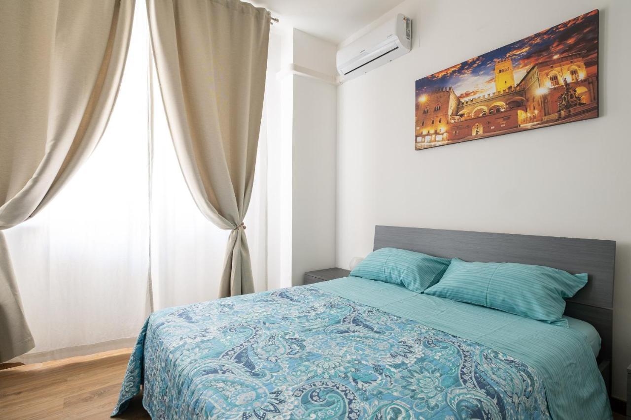 Studio 24 - Holiday & Business Apartment โบโลญญา ภายนอก รูปภาพ
